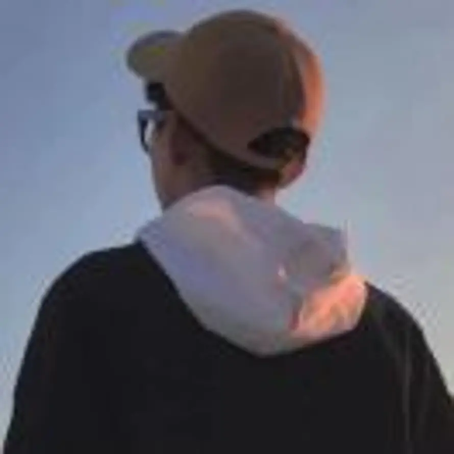 流行天后小甜甜阿拉蕾的头像
