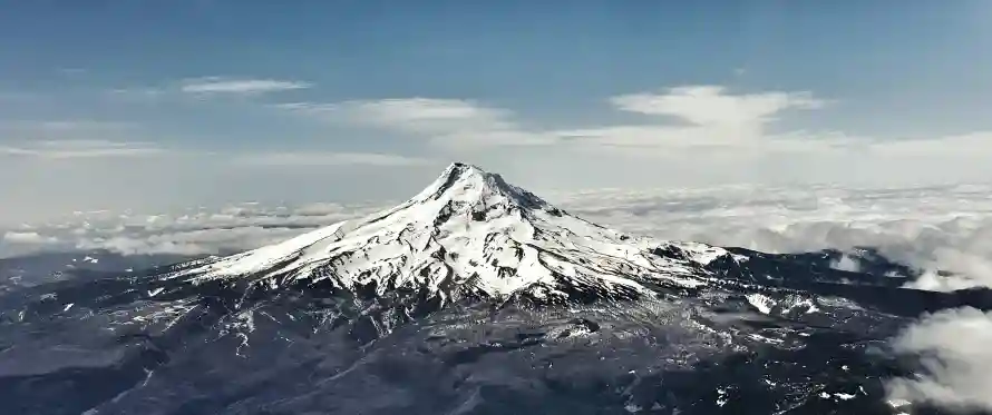 3k天空壁纸-雪山和-免费下载「哲风壁纸」