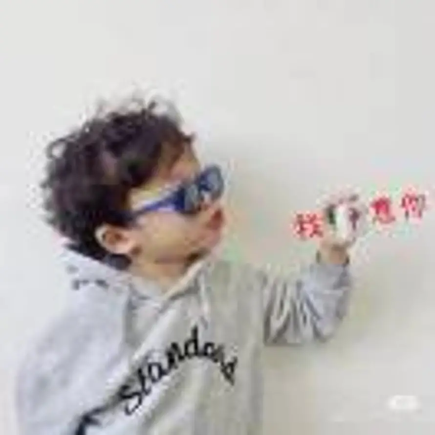 彼年的头像