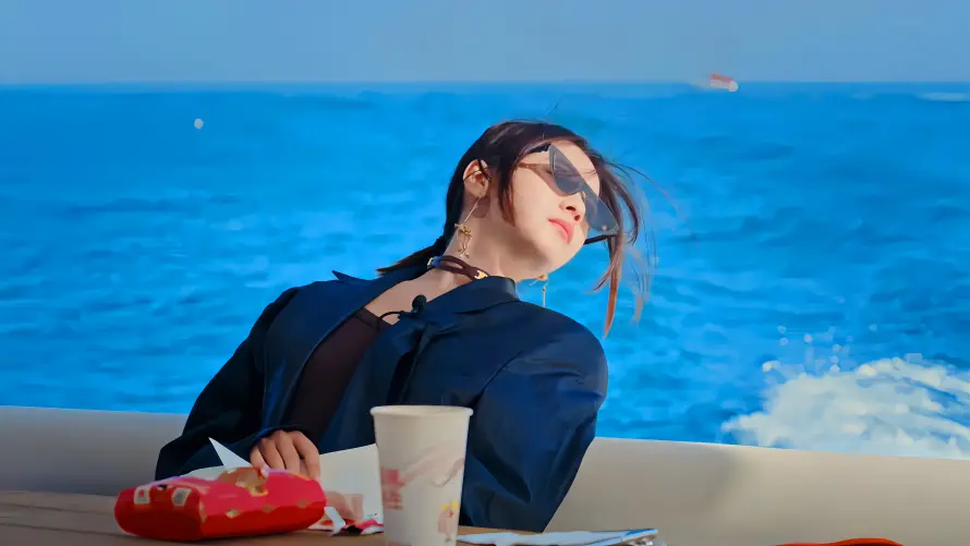 4k女演员壁纸 - 李庚希 - 电脑壁纸 - wallpaper「哲风壁纸」 4k女演员壁纸 - 李庚希 - 电脑壁纸 - wallpaper「哲风壁纸」
