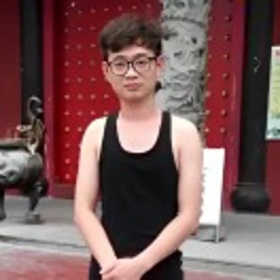 我姓陈，吃人陈的头像