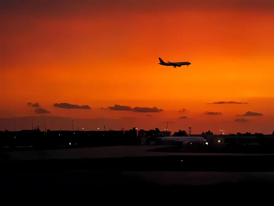 3k旅行壁纸-逃离世界和夕阳下的飞机-热门的壁纸「哲风壁纸」