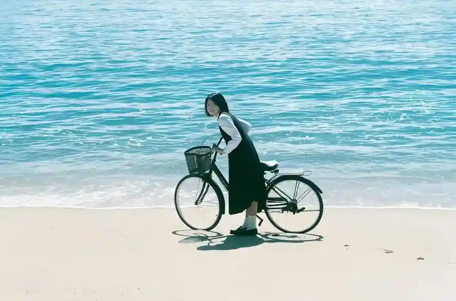 2k女孩壁纸-自行车壁纸和海边-壁纸分享「哲风壁纸」