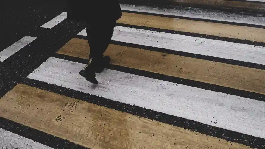 6k创意壁纸-斑马线和街道-壁纸分享「哲风壁纸」
