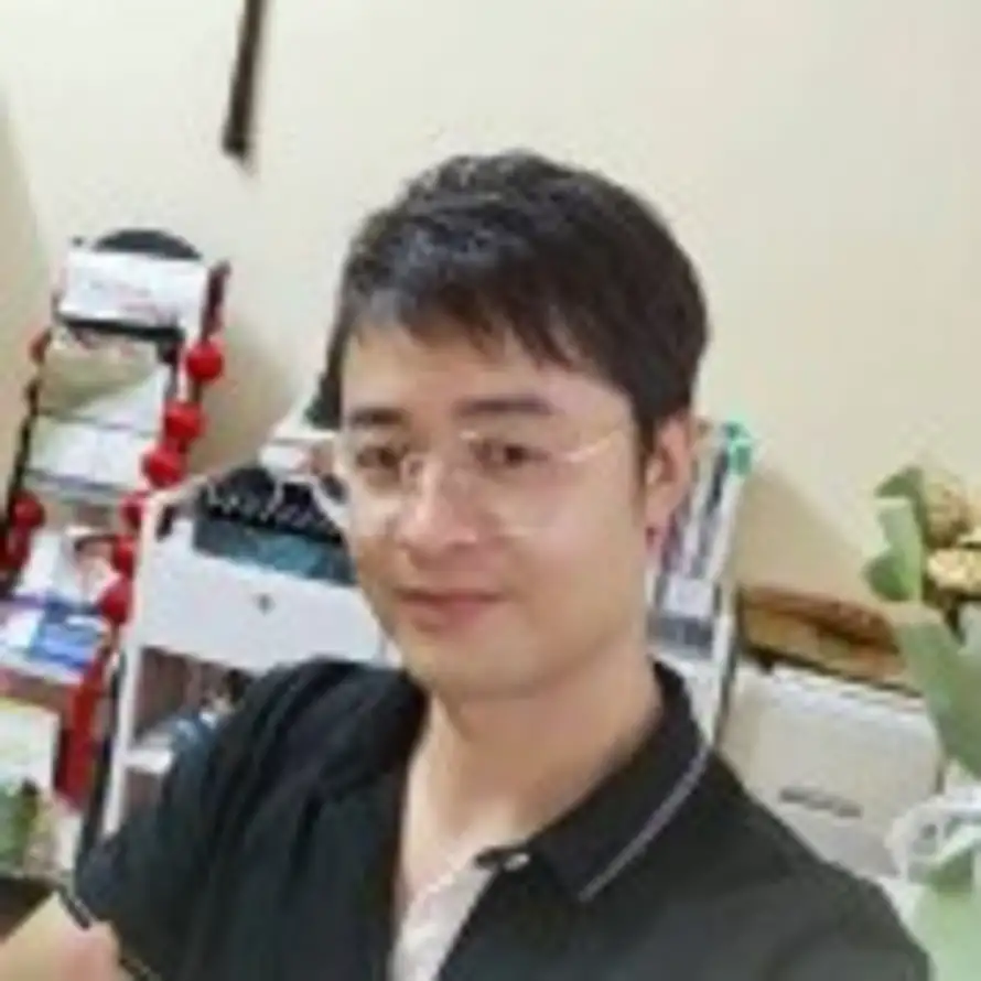 半生烟雨半生痴的头像