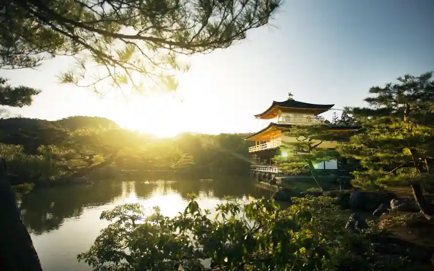 4k夏天壁纸-日式建筑和湖景-自然风光免费下载「哲风壁纸」
