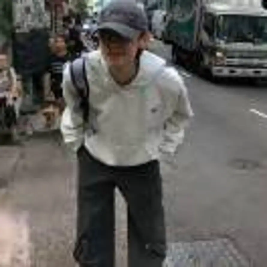H.的头像