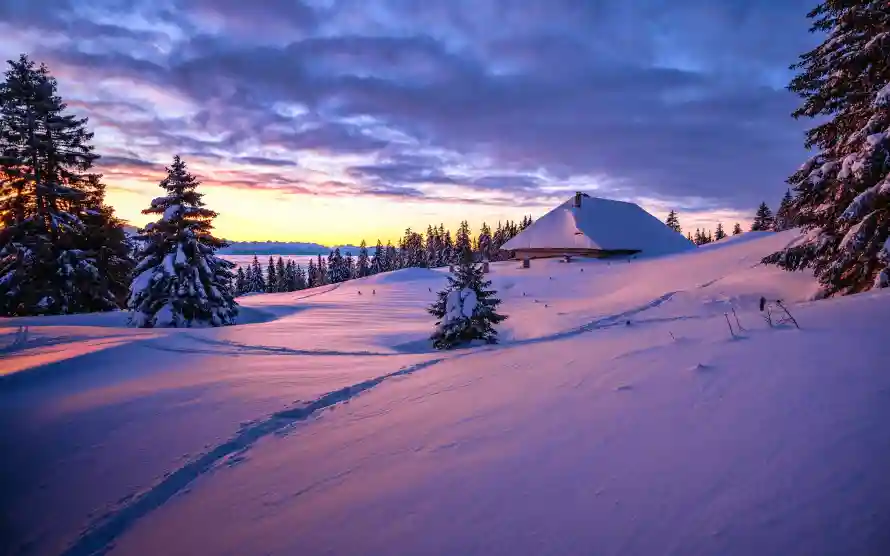 4k晨光壁纸-冬日晨光 - 雪地-小屋雪景壁纸分享「哲风壁纸」