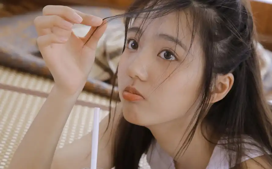 2k清纯壁纸-少女写真壁纸和美女-日系室内热门的壁纸「哲风壁纸」