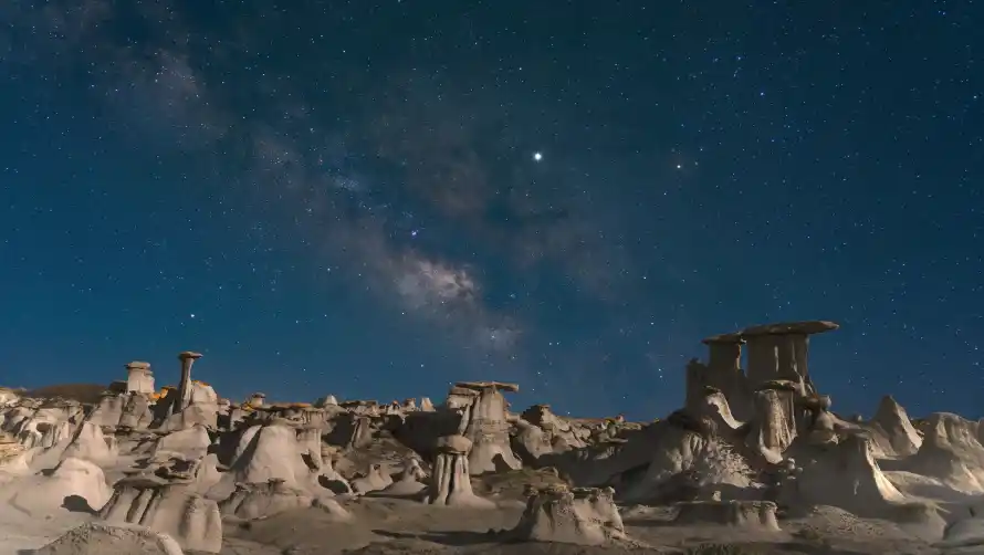 2k自然壁纸-岩石景观 - 风景-星空夜景壁纸推荐「哲风壁纸」