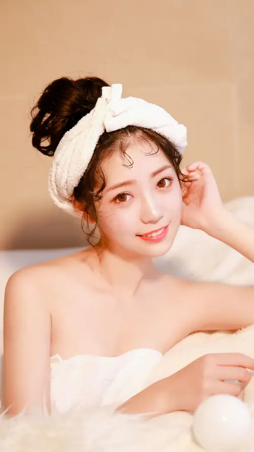 4k清纯壁纸 - 美女 - 居家少女 - 清纯美女「哲风壁纸」