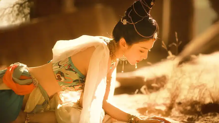 2k古风壁纸-敦煌风与美女-壁纸推荐「哲风壁纸」