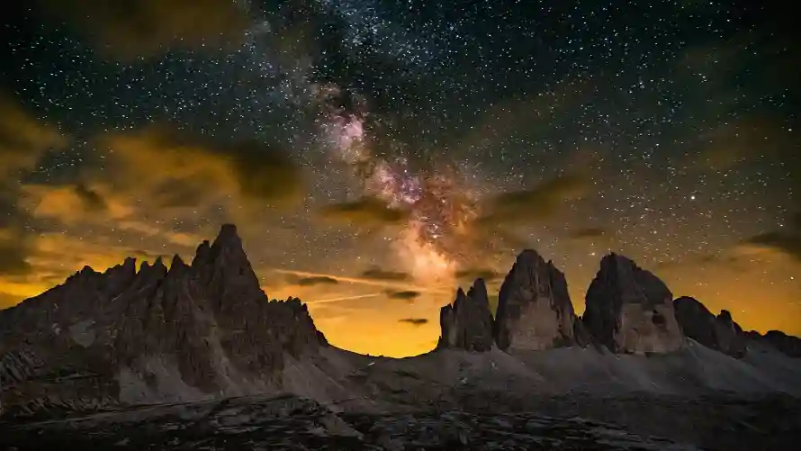 4k自然壁纸-山峦风光 - 风景-星空夜景热门的壁纸「哲风壁纸」
