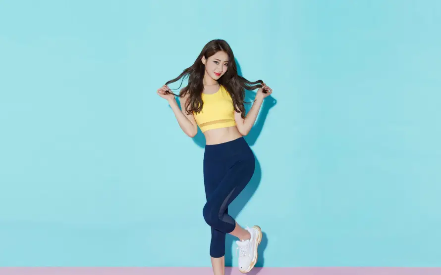 4k极品壁纸-活力穿搭和美丽-时尚模特写真「哲风壁纸」