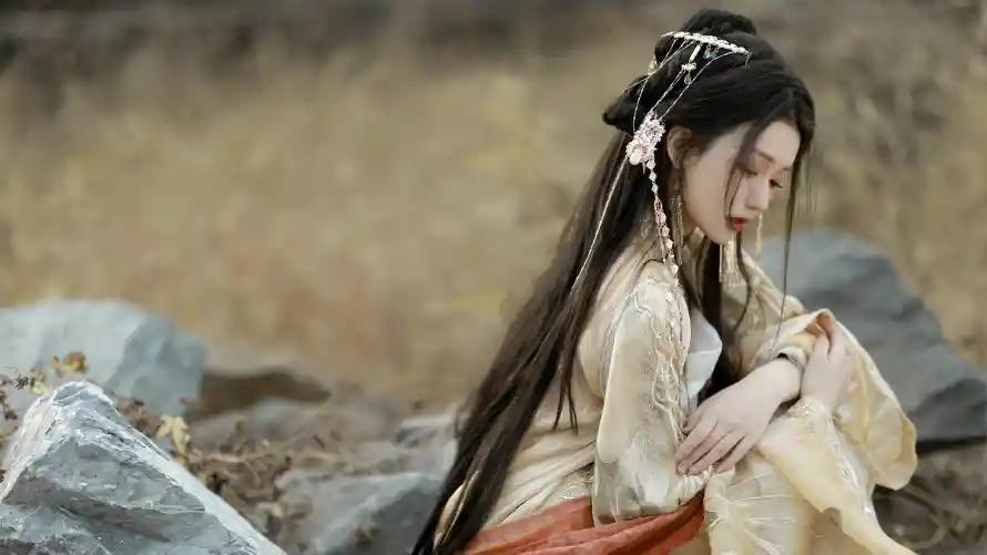 2k美女壁纸-古装美女和艺术-汉服摄影壁纸推荐「哲风壁纸」