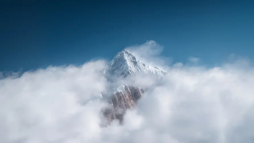 4k云海景观壁纸-大山风光壁纸和山顶云雾-高山美景「哲风壁纸」