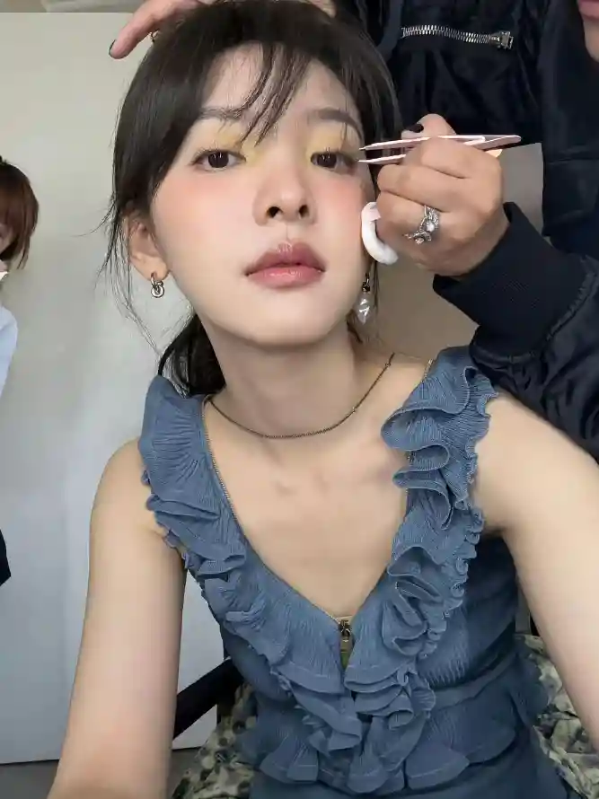 4k美女壁纸 - 少女感 - 温柔风 - 章若楠「哲风壁纸」