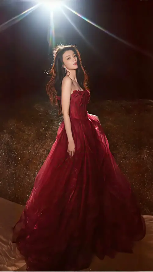 4k美女壁纸 - 王楚然 - 星光礼服 - 璀璨瞬间「哲风壁纸」