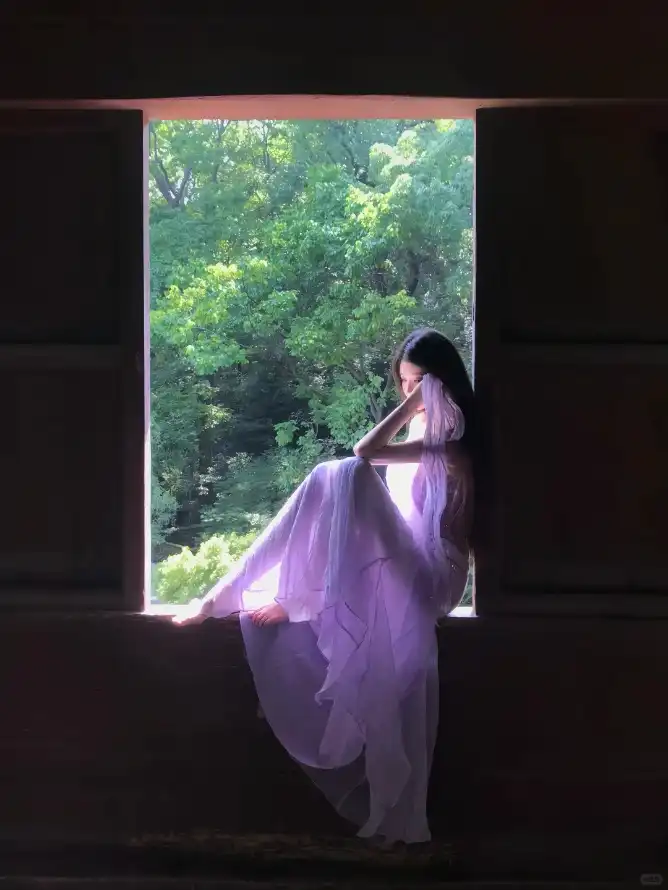 4k宁静壁纸 - 白裙 - 真人 - 窗边「哲风壁纸」