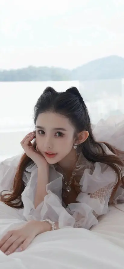 4k优雅壁纸 - 清新 - 长发 - 山水背景「哲风壁纸」