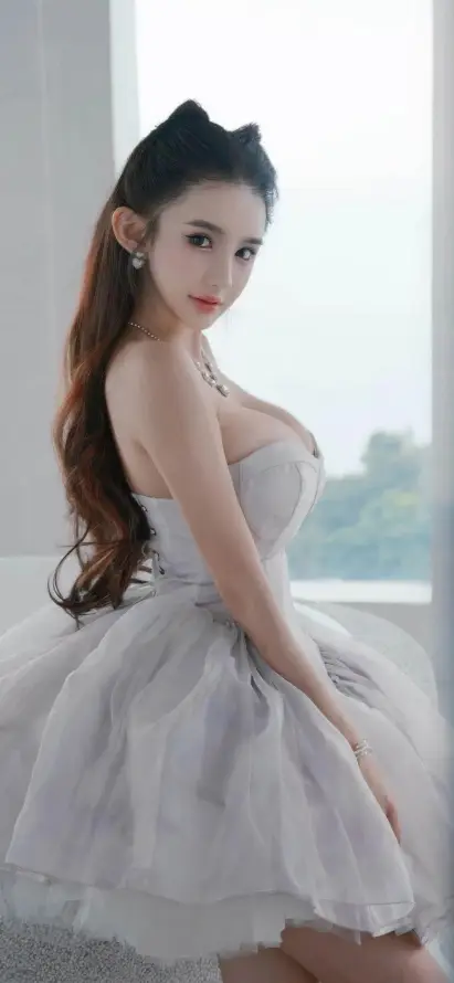 4k室内壁纸 - 清新 - 长发 - 蓬蓬裙「哲风壁纸」