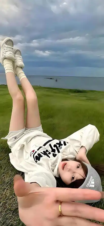 4k天空壁纸 - 湖泊 - 草地 - 休闲穿搭「哲风壁纸」