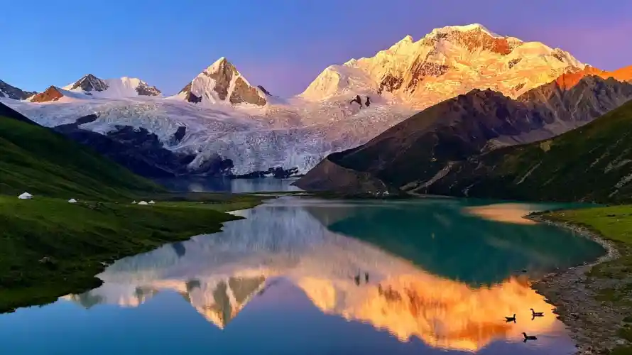 4k冰川壁纸 - 湖泊 - 草地 - 蓝天「哲风壁纸」 4k冰川壁纸 - 湖泊 - 草地 - 蓝天「哲风壁纸」