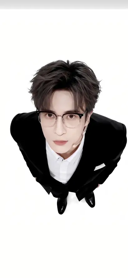 4k明星壁纸 - 白底 - 眼镜 - 西装「哲风壁纸」