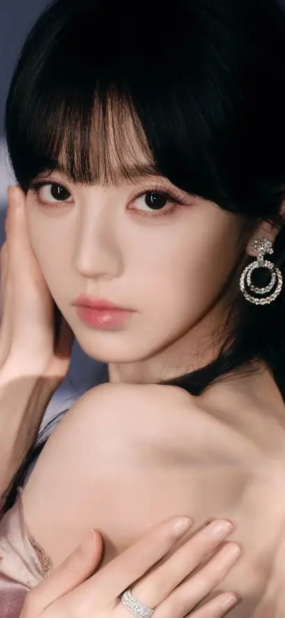 4k戒指壁纸 - 耳环 - 黑发 - 手机壁纸「哲风壁纸」