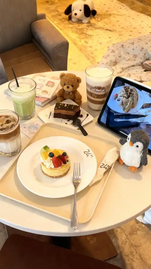 4k咖啡壁纸 - 甜品 - 下午茶 - 宠物狗「哲风壁纸」