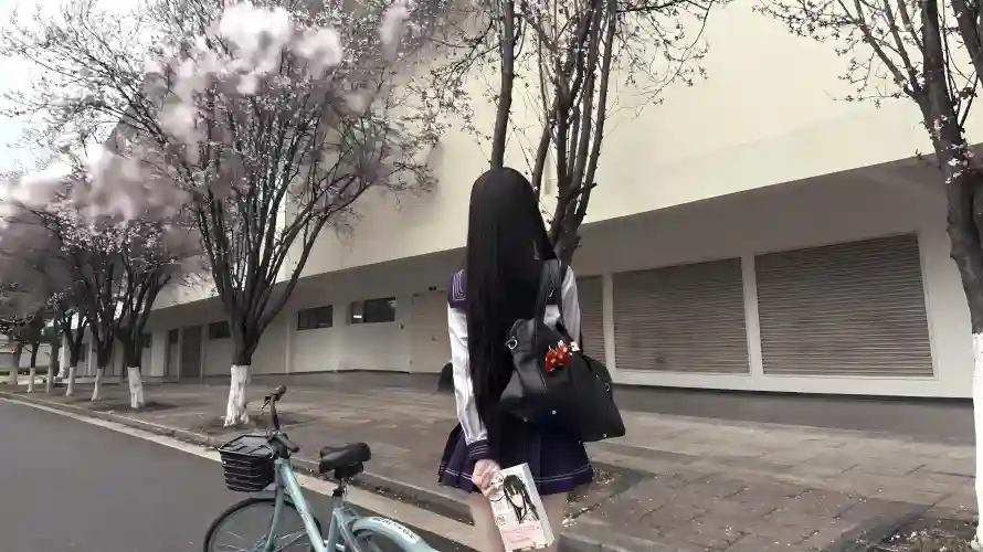 4kjk壁纸 - 美女 - 街道 - 黑发「哲风壁纸」 4kjk壁纸 - 美女 - 街道 - 黑发「哲风壁纸」