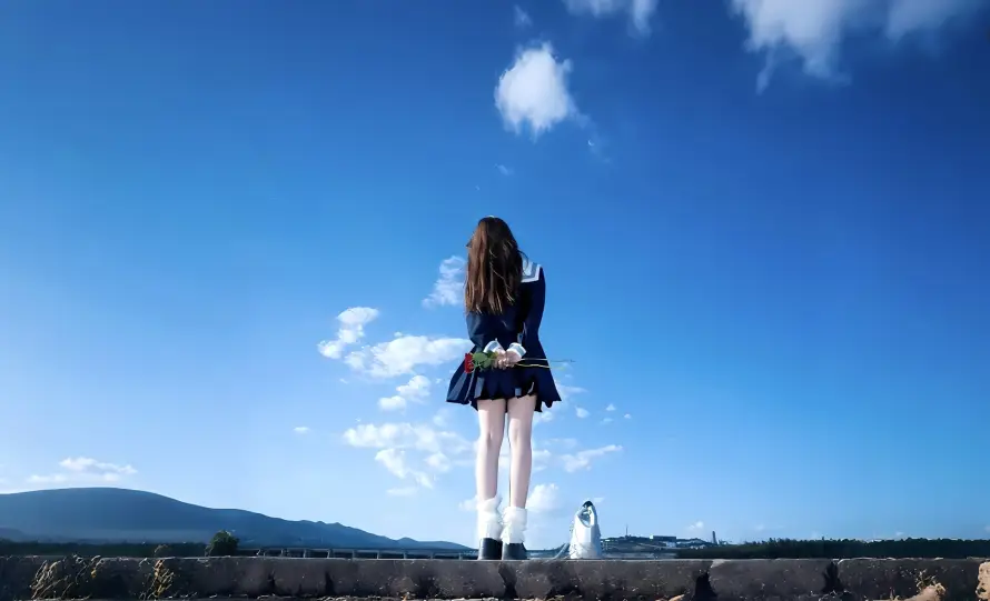 2k企鹅壁纸-蓝天与美女-壁纸分享「哲风壁纸」