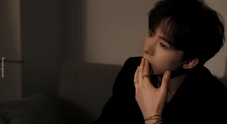 4k帅气壁纸 - 刘宇宁 - 室内写真 - 时尚造型「哲风壁纸」 4k帅气壁纸 - 刘宇宁 - 室内写真 - 时尚造型「哲风壁纸」