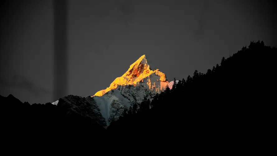 4k孤峰壁纸 - 山川 - 山脉 - 金山「哲风壁纸」 4k孤峰壁纸 - 山川 - 山脉 - 金山「哲风壁纸」