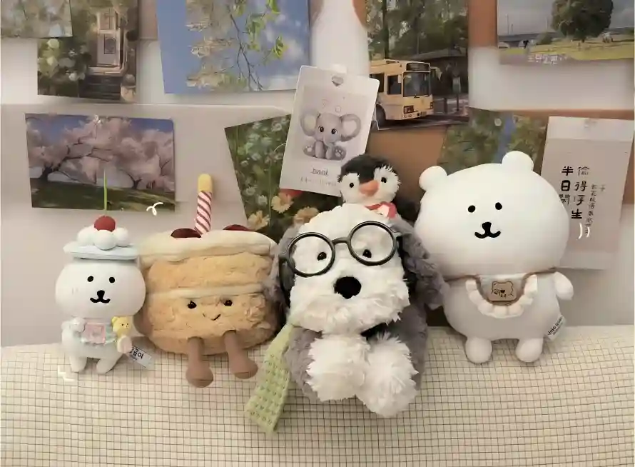 2k可爱壁纸-蛋糕和玩偶-壁纸推荐「哲风壁纸」