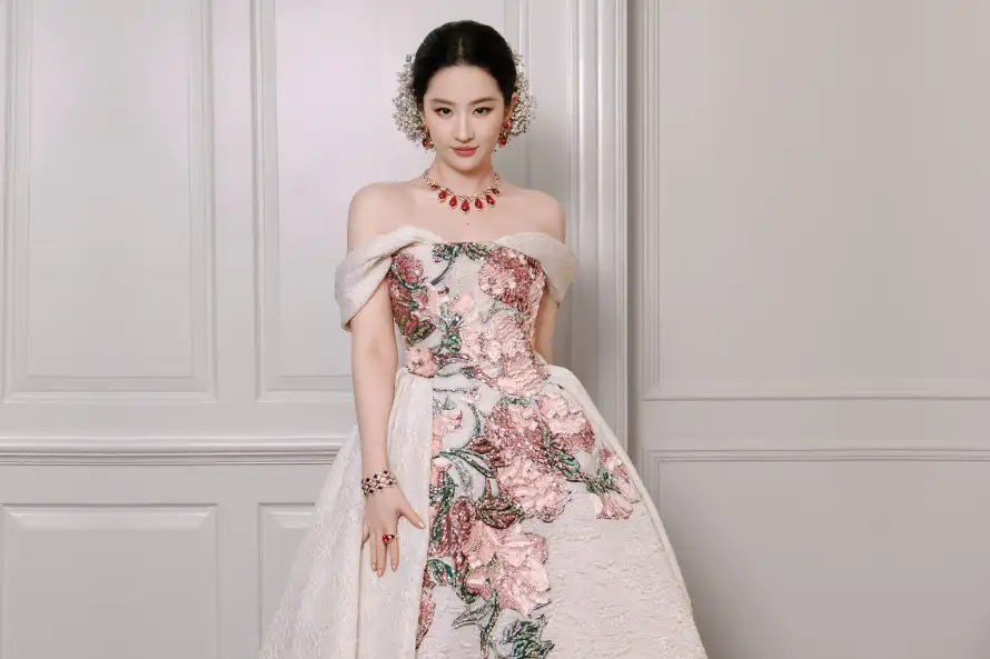 4k优雅壁纸-刘亦菲和高清-时尚造型壁纸推荐「哲风壁纸」