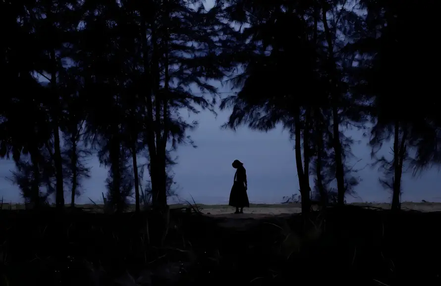 4k人物壁纸 - 剪影 - 夜晚 - 暗色「哲风壁纸」 4k人物壁纸 - 剪影 - 夜晚 - 暗色「哲风壁纸」