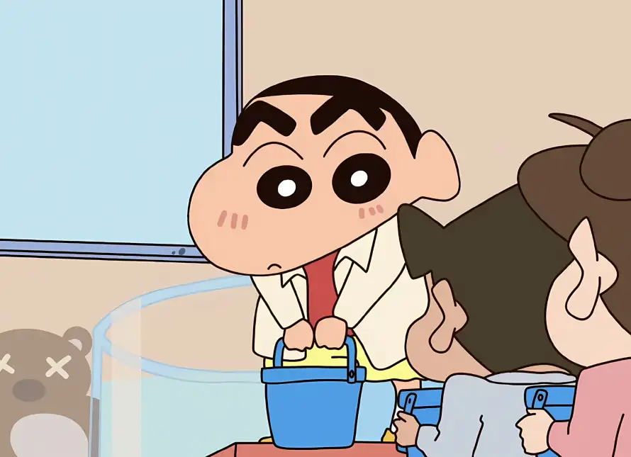 2k动漫壁纸-蓝色水桶与卡通-蜡笔小新壁纸分享「哲风壁纸」