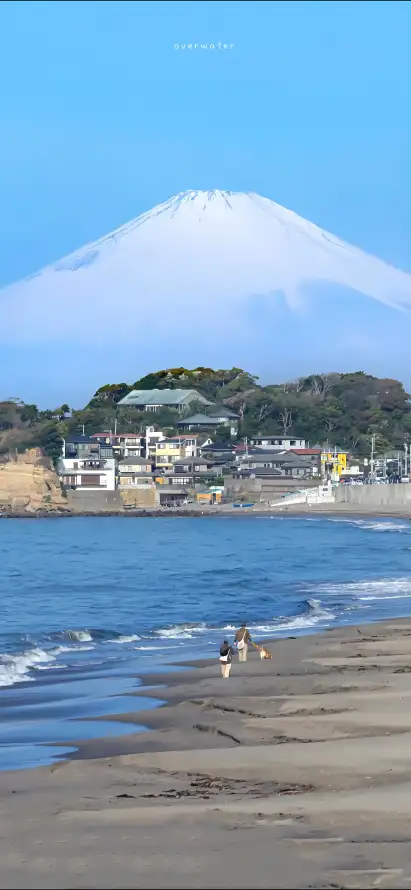 4k山峰壁纸 - 房屋 - 沙滩 - 海浪「哲风壁纸」