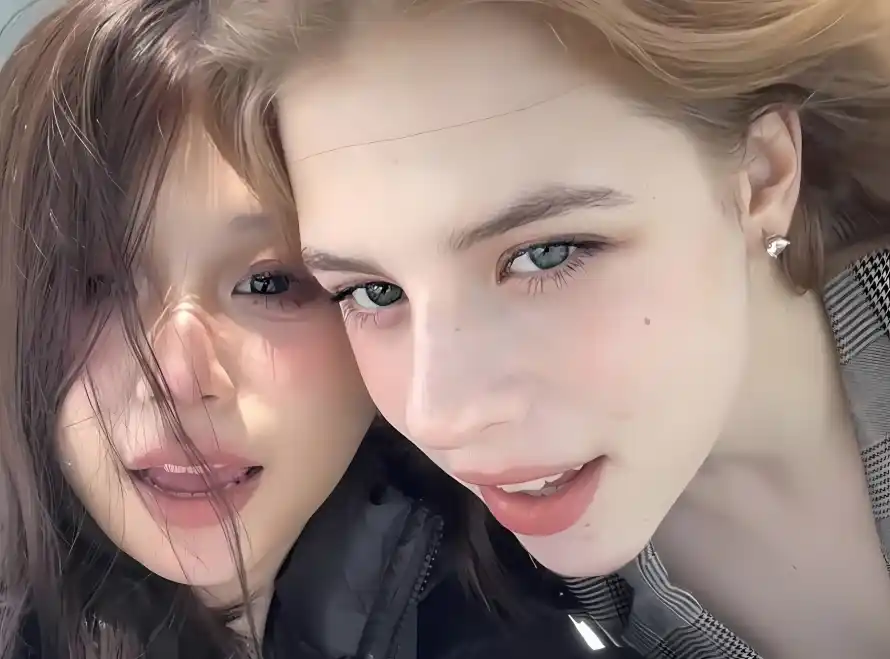 4k亲密壁纸 - 时尚 - 欧美 - 美女「哲风壁纸」