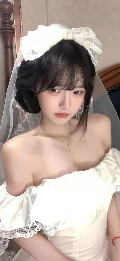 4k婚纱壁纸 - 白色 - 露肩 - 蝴蝶结「哲风壁纸」