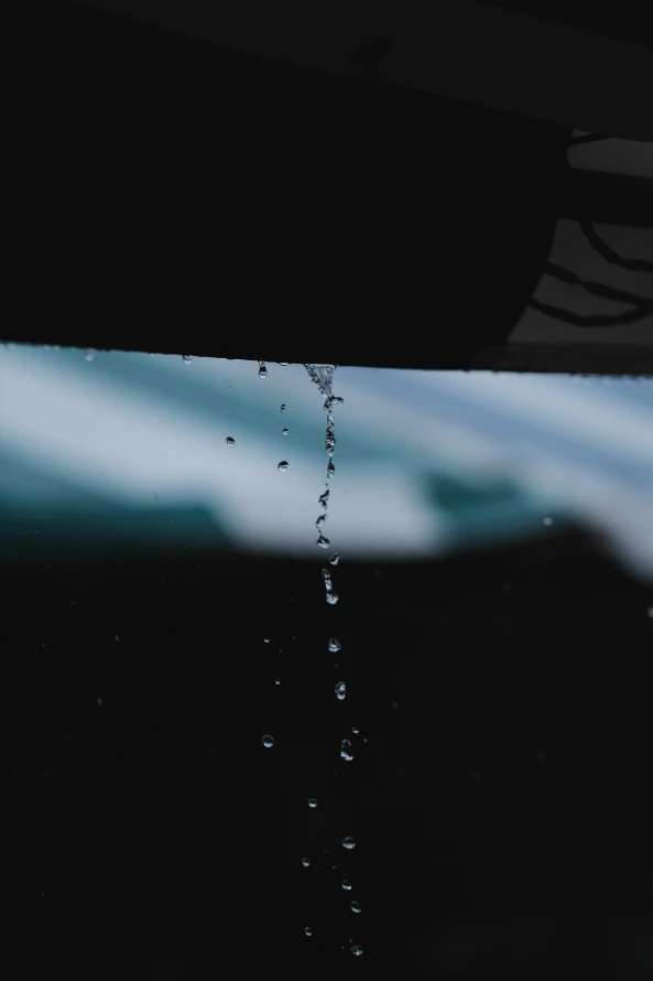 4k天空壁纸 - 挎包 - 放下 - 流体「哲风壁纸」