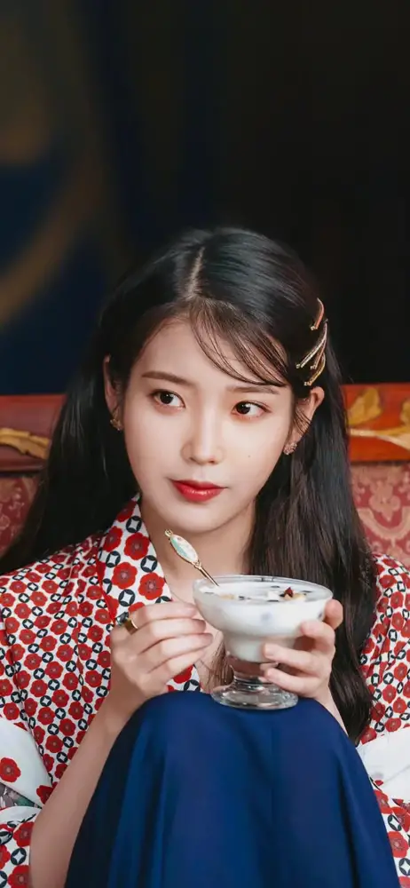 《韩国》手机壁纸-IU-精选壁纸「哲风壁纸」