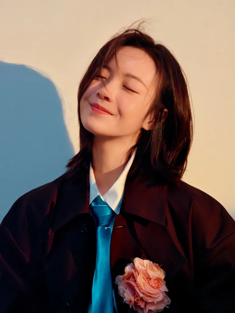 《女演员》手机壁纸-李庚希-精选壁纸「哲风壁纸」