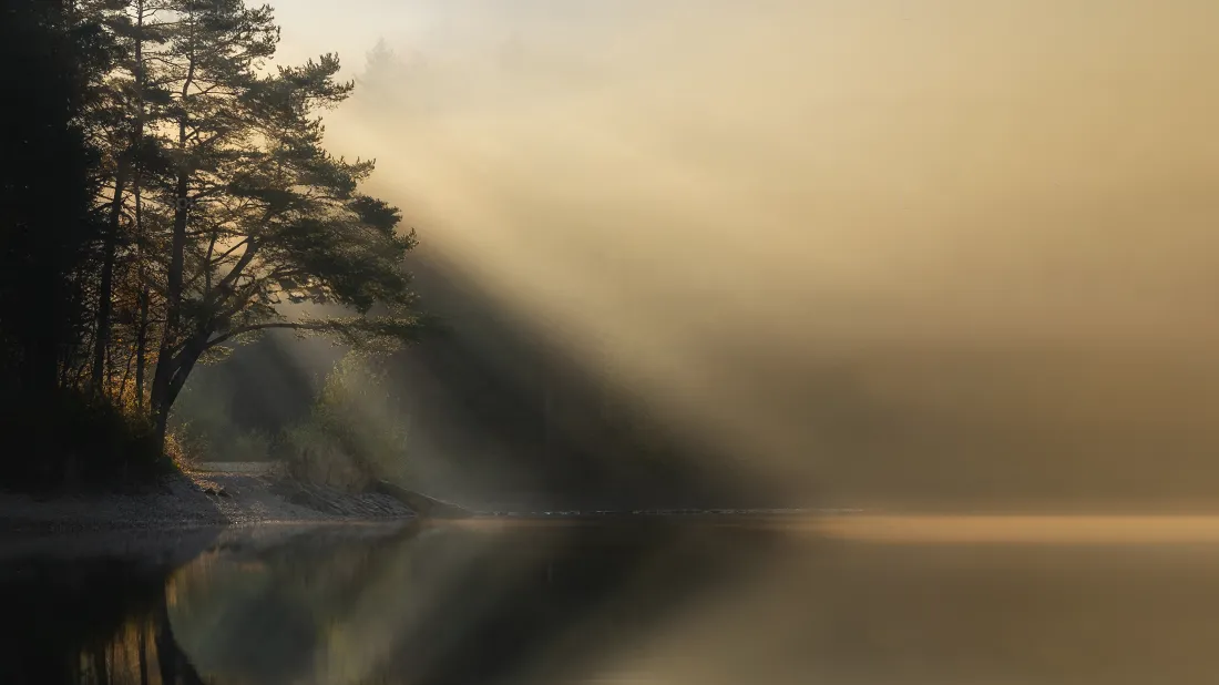 4k阳光湖泊壁纸｜自然风景背景图片 - 静谧美景「哲风壁纸」