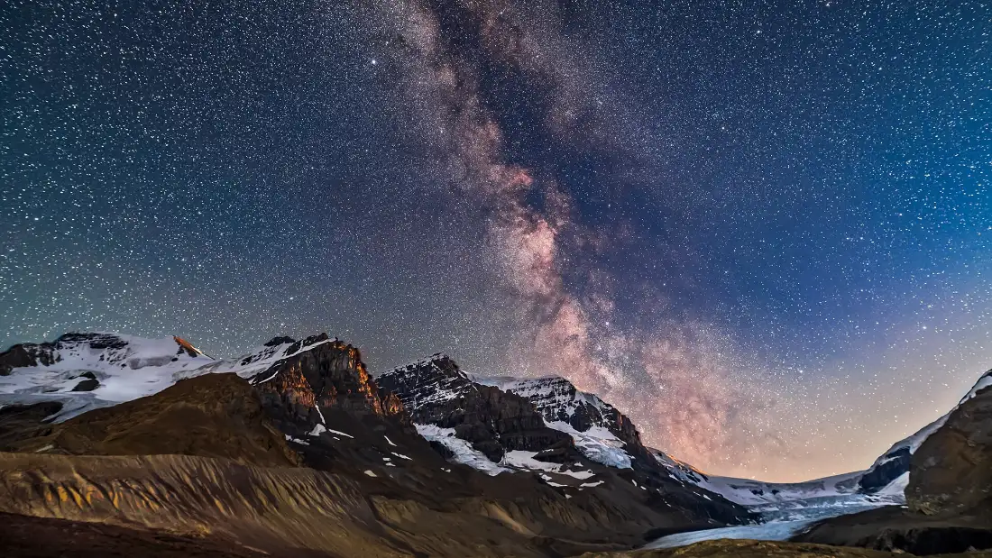 2k山景高清背景图片 - 璀璨星空下的雪山「哲风壁纸」