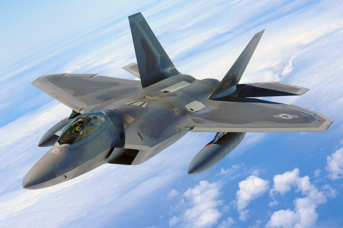 4k军事小飞棍壁纸｜F - 22战斗机背景图片 - 震撼「哲风壁纸」