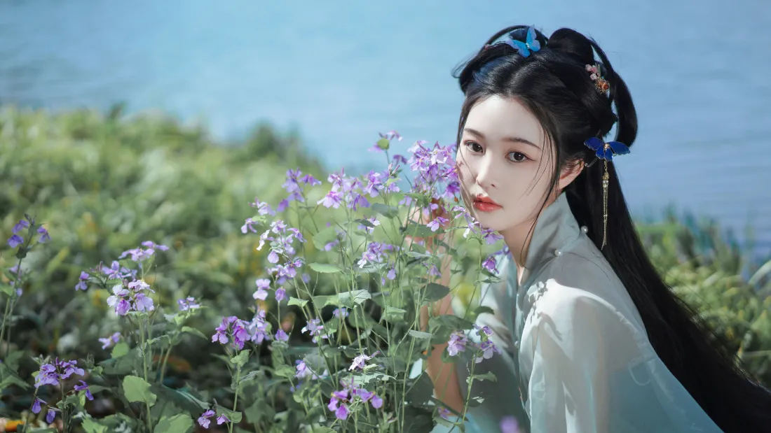 4k(古装美女壁纸｜花海背景图片 - 清新)「哲风壁纸」