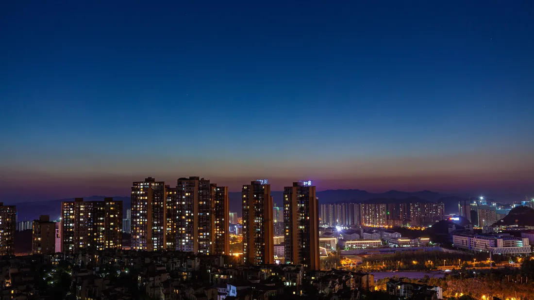 3k都市夜景壁纸｜城市高楼背景图片 - 暮色「哲风壁纸」