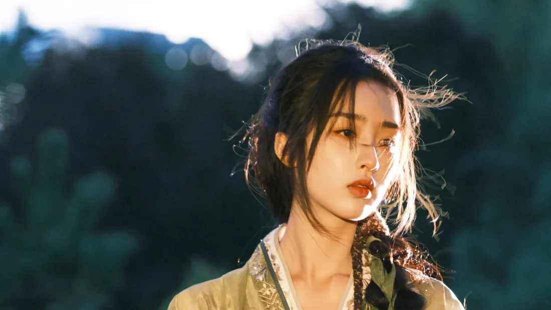6k古装美女壁纸｜山林光影背景图片 - 美丽「哲风壁纸」